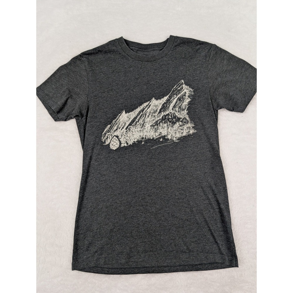 Stio Graphic‎ T-Shirt Size XS Gray Short Sleeve Outdoors Mountains